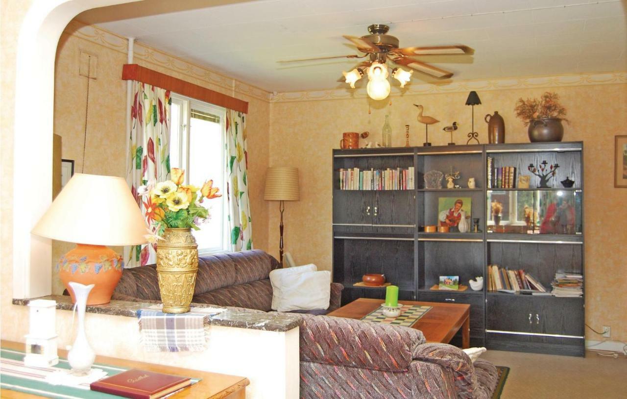 Falsehult 3 Bedroom Amazing Home In Lnsboda מראה חיצוני תמונה